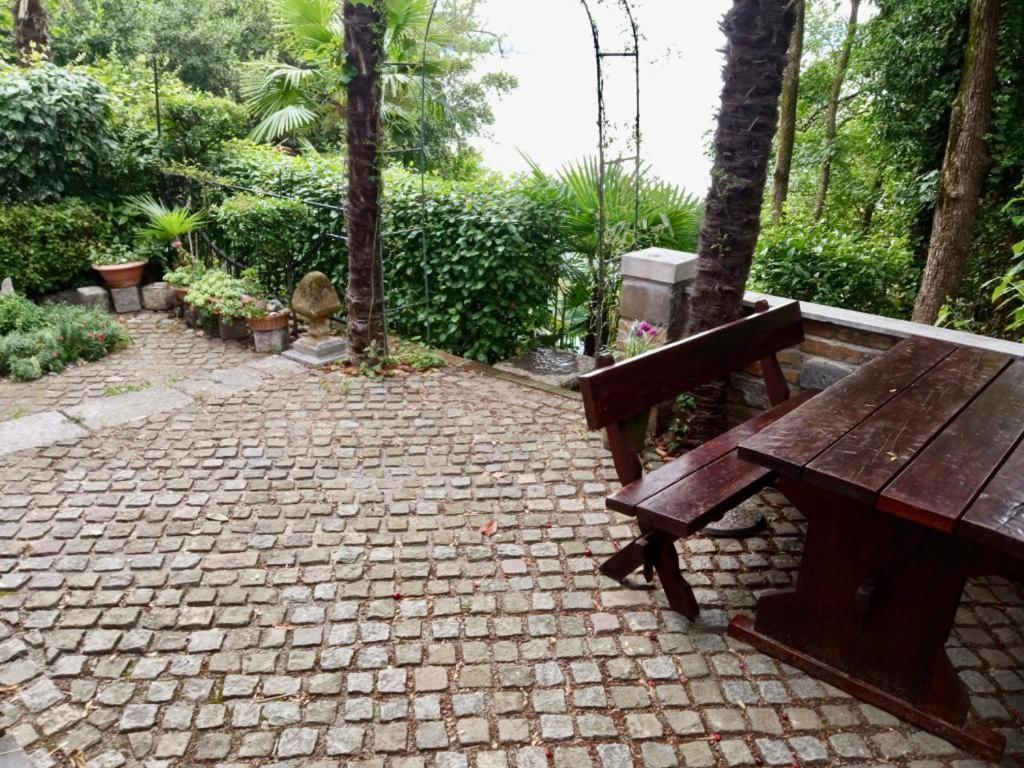 Ena, Strict Center, Sea View Apartment